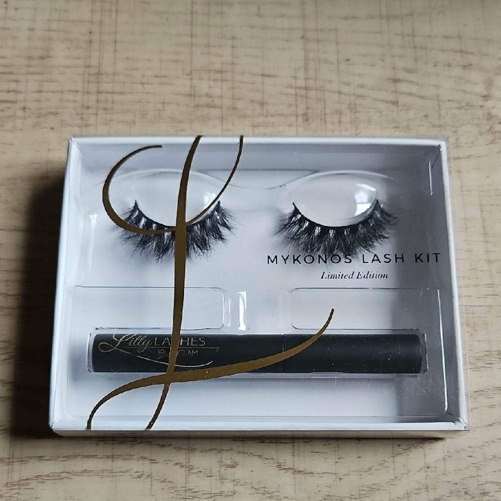 Lilly Lashes Mykonos Lash Kit